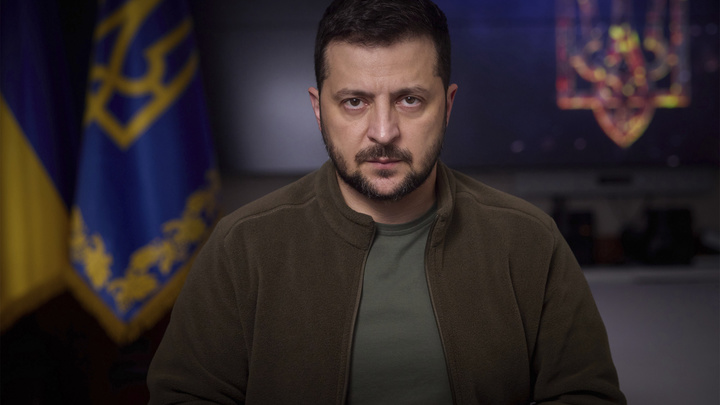 Зеленский упрашивает Швейцарию наложить лапы Украины на российские активы