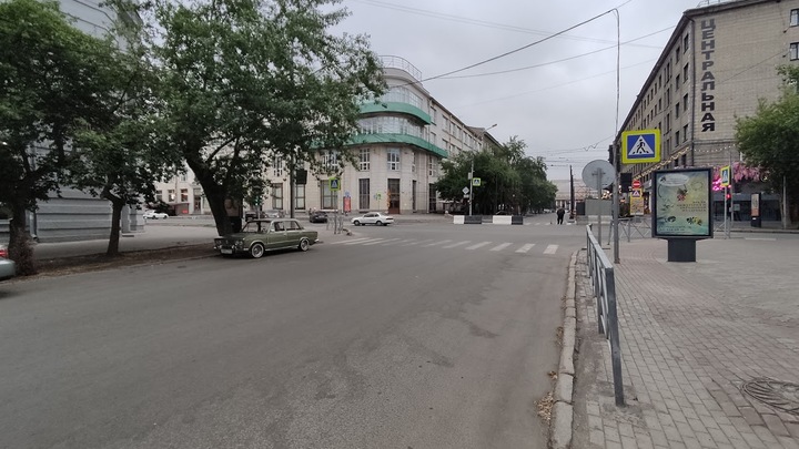 На площади Ленина в центре Новосибирска спрячут под землю все провода