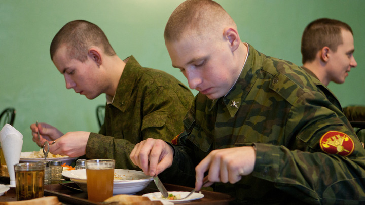 Свердловский депутат показал, в каких условиях пребывают мобилизованные в Елани