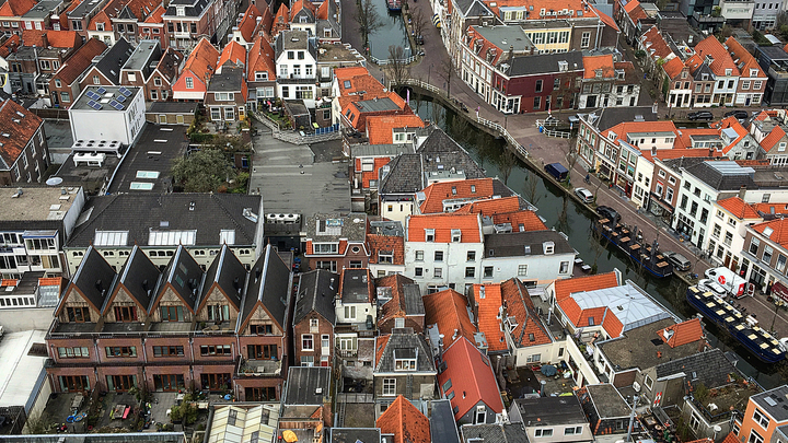 Любовь вместо ненависти к России. Новые кадры из Амстердама