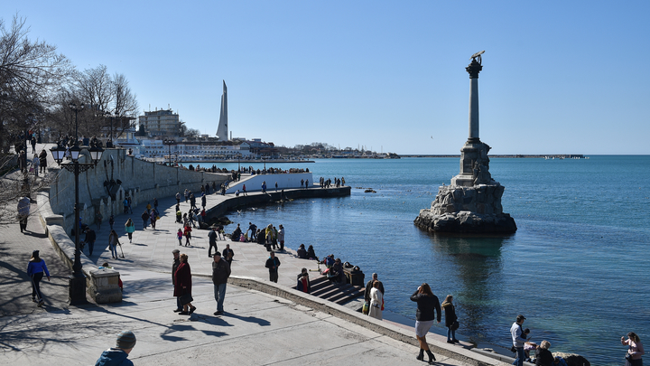 Не вопрос торговли: Новый премьер Украины элегантно связал вопрос подачи воды в Крым и претензии на полуостров