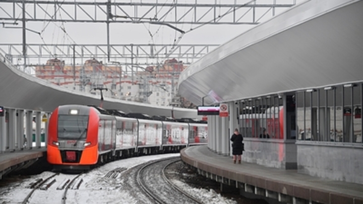 В Сочи проезд в пригородных электричках подешевеет на 6 рублей за каждый 10 км