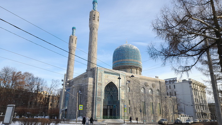 В сети появилось видео мечети, разрушенной в Уфе из-за сильного ветра