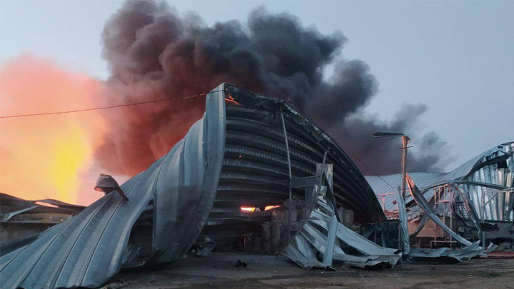 12 ангаров НАТО смела русская ракета. ВСУ идут на Курск: Это не вошло в сводки СВО