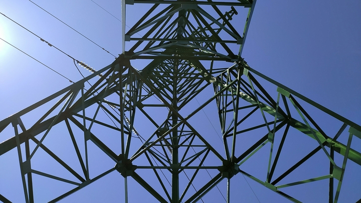 В Западном округе Краснодара из-за энергоаварии без света остались жители шести улиц