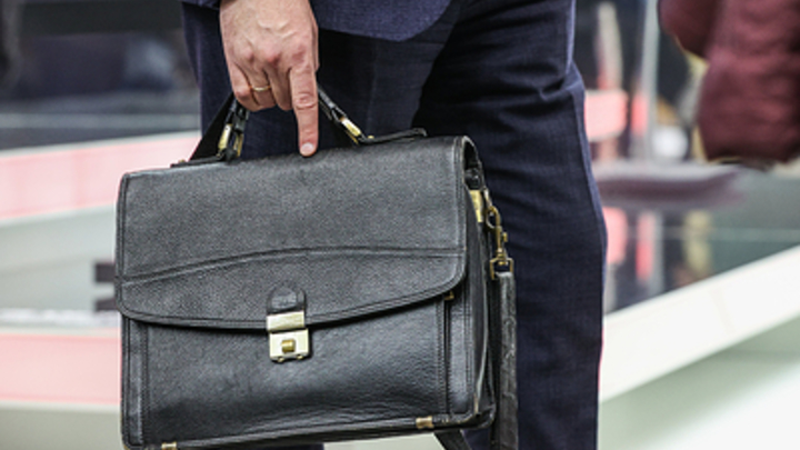 Чиновников в России предложили отправить на обязательные курсы военной подготовки