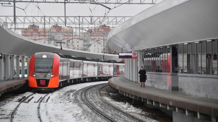 В Саратовской области 125 детей сняли с поезда «Тюмень - Адлер» из-за подозрения на инфекцию