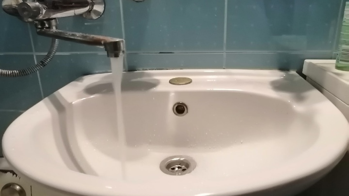 Из-за аварии 5 улиц в Кургане остались без воды
