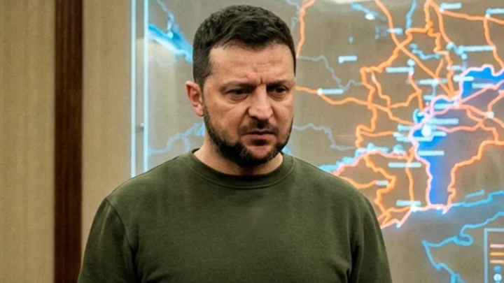 Дубинский: подготовка к свержению Зеленского видна невооруженным взглядом
