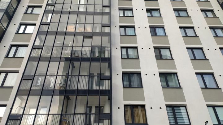 В Александровском районе из окна выпал двухлетний ребенок