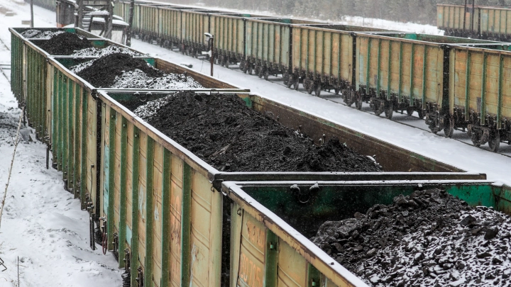 В Иркутской области произошел сход вагонов с углем
