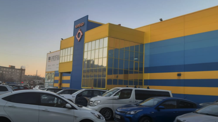 В Челябинске эвакуировали торговый комплекс Кольцо