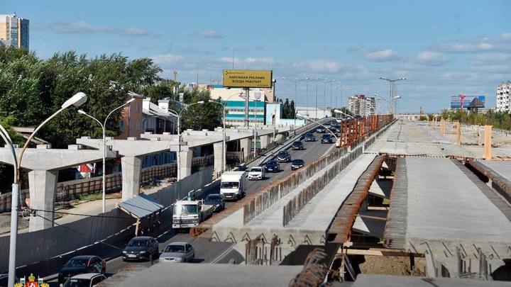 В Екатеринбурге строители сорвали сроки сдачи развязки у Калины