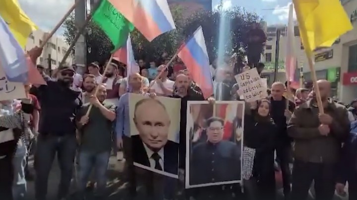 В Палестине прошел митинг с портретом Владимира Путина и триколорами