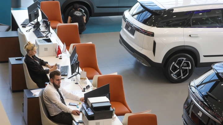 Цены на 12 моделей авто взлетели: что стоит за резким подорожанием