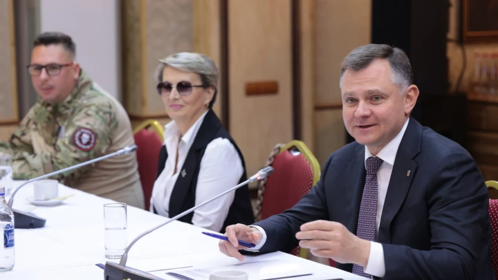 За каждым героем стоит учитель: Глава Ростовской области встретился с бойцами СВО и их педагогами