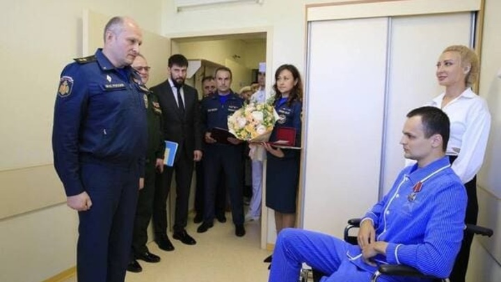 Спасатель из Ростовской области лишился ноги при разминировании на Донбассе