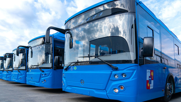 В Сочи в Год экологии приобрели 26 современных автобусов на метане