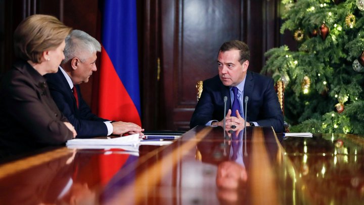 Круто: Делягин эмоционально отреагировал на отставку Медведева и сделал прогноз