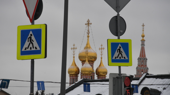 Холмогоров разом ответил всем выступающим против упоминания Бога в Конституции: и атеистам, и либертарианцам, и коммунистам