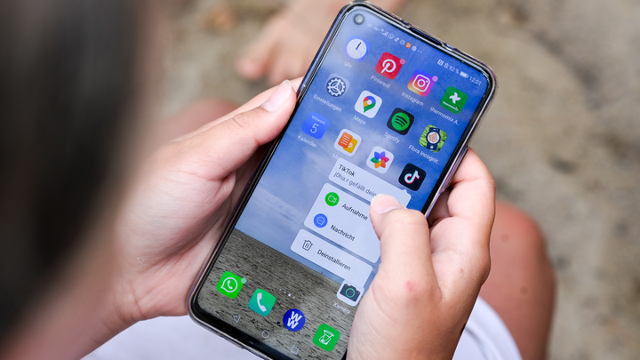 От виджетов до записи экрана. Владельцам смартфонов на iOS и Android готовят масштабное обновление