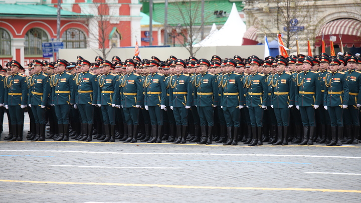 Какие станции московского метро в понедельник закроют из-за репетиции парада