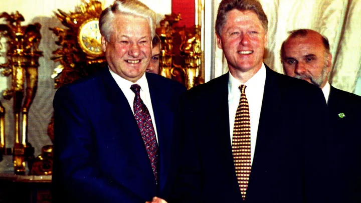 Россия, знай своё место? Рассекречены переговоры Ельцина и Клинтона