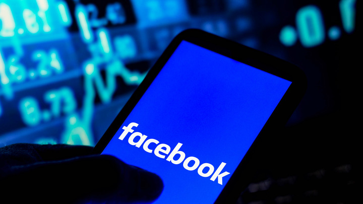 Русского тренера с неполиткорректной фамилией забанили в Facebook