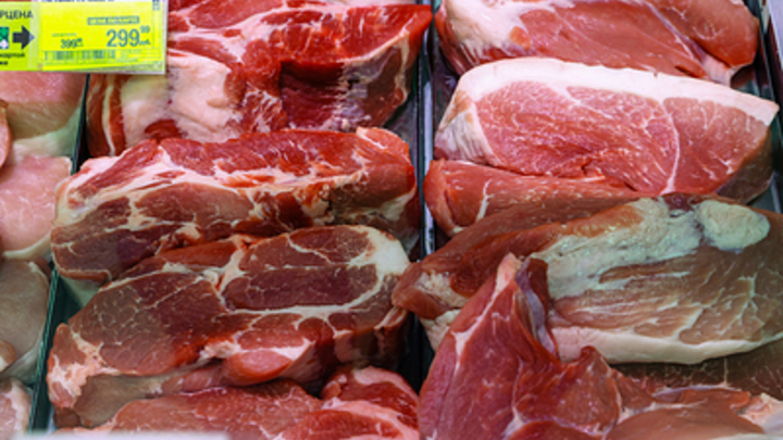 Опасность красного мяса: Диетолог предупредила о последствиях для пожилых людей