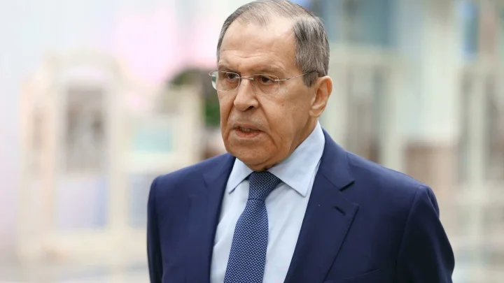 Демилитаризация — это ещё не всё: Пункты мирного договора с Украиной. Лавров стал загибать пальцы
