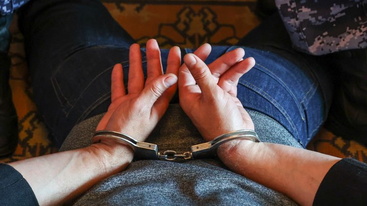 Подмял под себя парковки: что известно об авторитете Фартовом, задержанном в Екатеринбурге