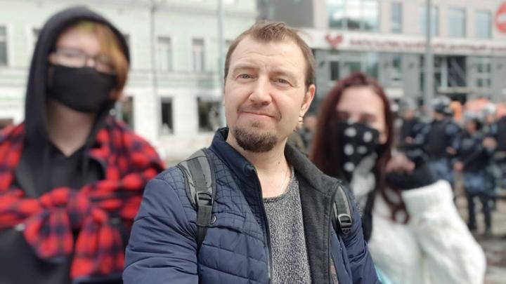 Силовой прием ОМОНа испытал на себе: Как на самом деле винтили людей во время прогулки-митинга в Москве