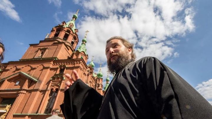 Настоятель храма объяснил: как и зачем в Челябинске отметили Пасху