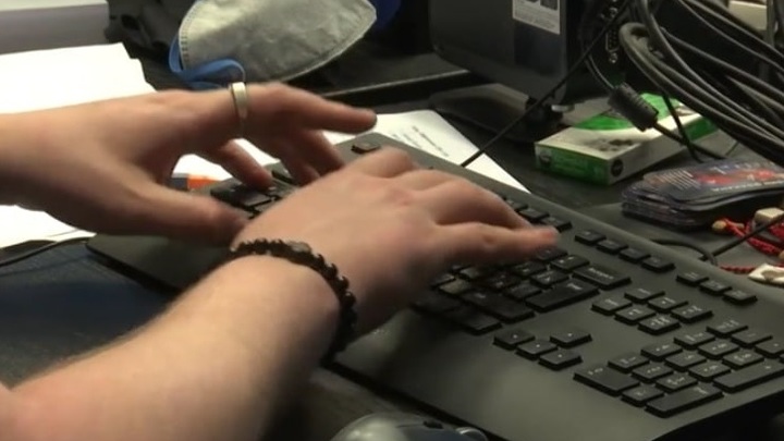 Иноагенты наносят ответный удар: В Твери пройдёт лекция одного из главных противников СВО