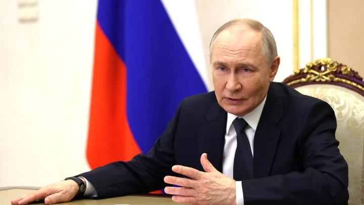 Аляска снова на повестке: Путин рассказал о переговорах с США по газу и Арктике