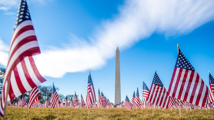 ЦРУ сдали себя сами: России пытаются нанести удар сразу по трём направлениям