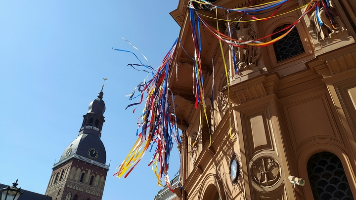 Это надругательство: Мэр города Резекне раскритиковал снос памятника Алёша