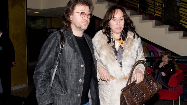 Басиста Машины времени Кутикова призвали лишить звания заслуженного артиста