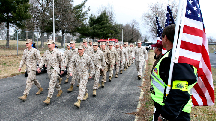 США десятилетиями насаждали демократию: Сербы напомнили о каждом случае