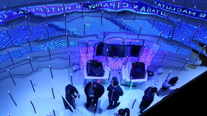 Участники ПМЭФ попросили частично засекретить данные о себе. Всё из-за санкций