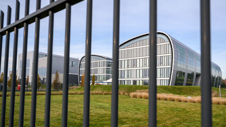 Бюрократия победила здравый смысл: Турбина для Северного потока застряла в ФРГ