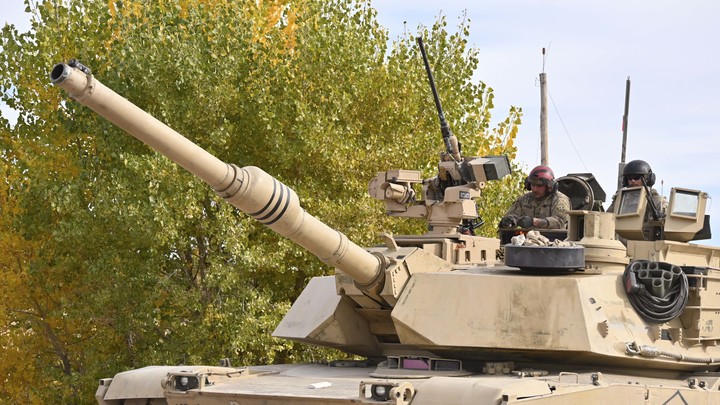 И чем мы будем пугать Россию, счетами?: Польские читатели возмущены танковой авантюрой США