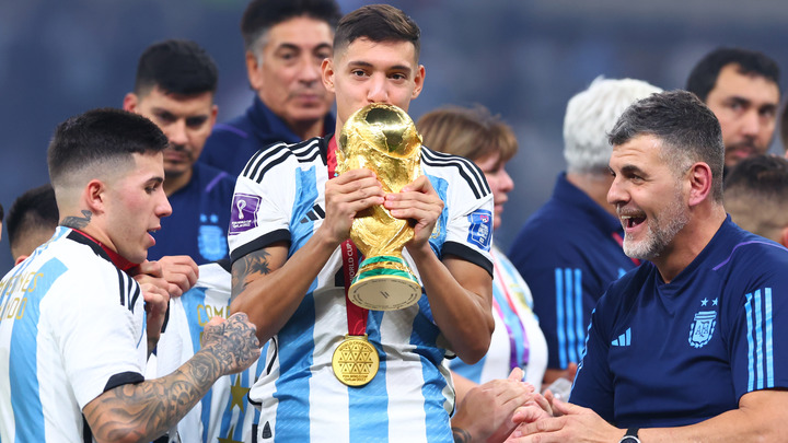 Зеленскому не дали сделать из ЧМ-2022 политическое шоу. Журова предупредила: Дойдёт до абсурда