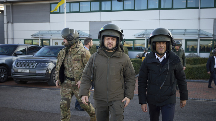 Зеленский попросил у британцев самолеты