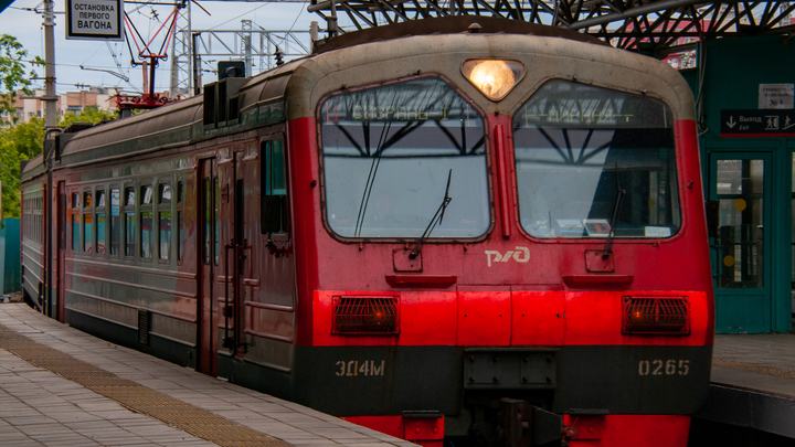 Советник главы Крыма Крючков сообщил о восстановлении движения на перегоне в Феодосии