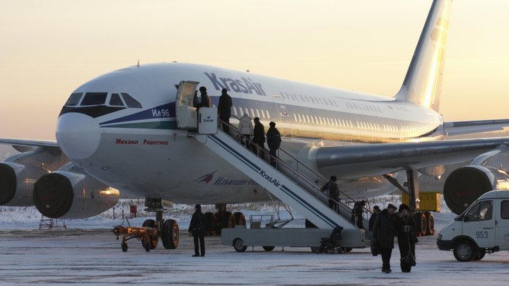Екатеринбургский аэропорт Кольцово с 29 декабря перешел на новогодний режим работы