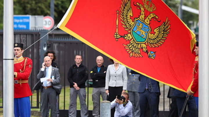 Черногория вышлет из страны шесть дипломатов России