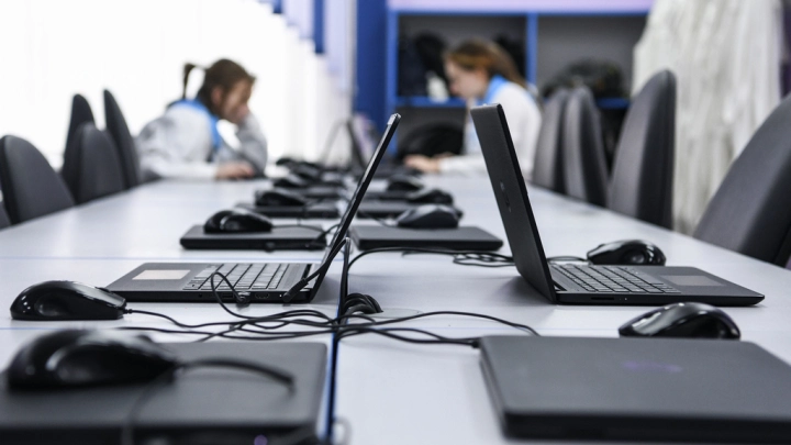 Олимпиада по информатике закончилась триумфом русских: Школьники привезли из Боливии четыре медали