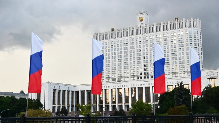 Хватит говорить - к делу: Чиновникам в России сделали предложение, от которого неловко отказаться