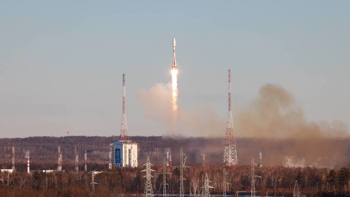 Ракета Союз вывела на орбиту два новых спутника